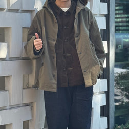 《Enjoy layering with this outerwear》GUNNER JACKET - TASLAN NYLON