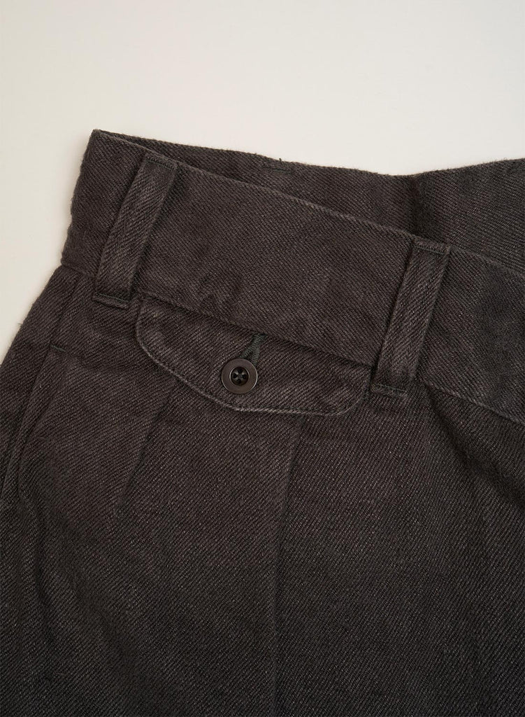 DESERT SHORT HEMP DENIM IN CHARCOAL GREY