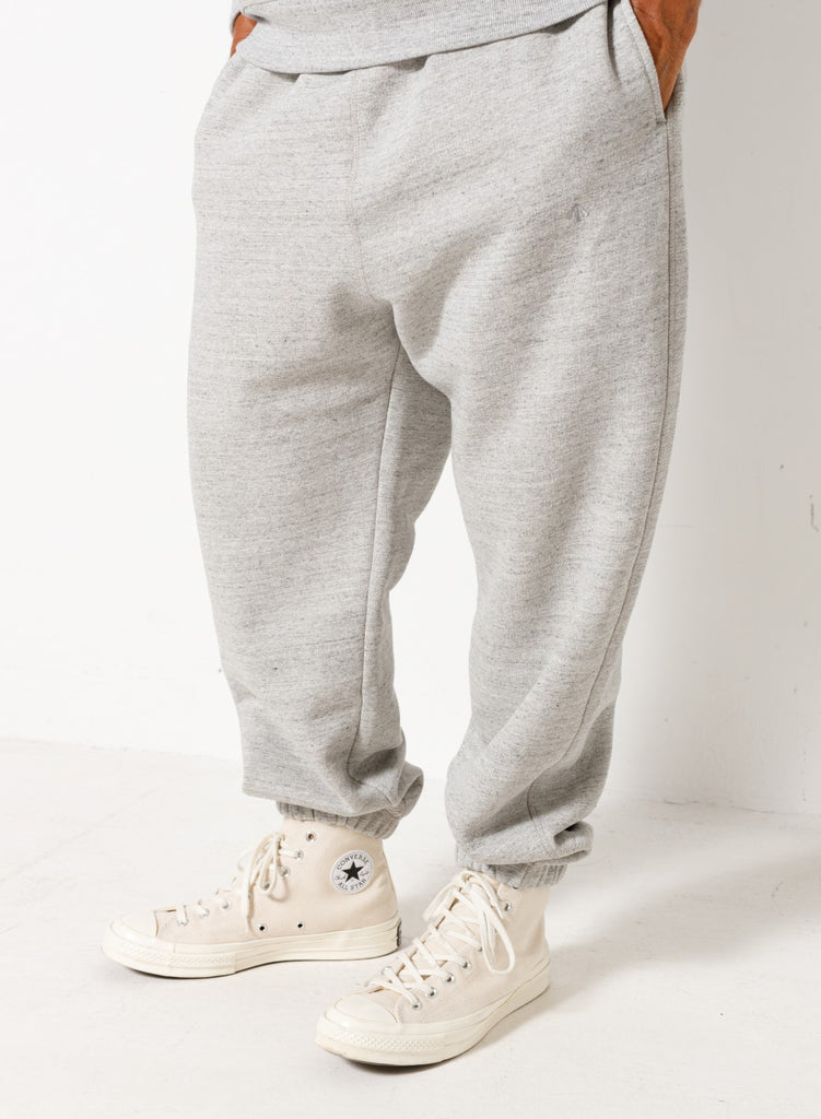 Embroidered Arrow Sweat Pant in Grey Marl
